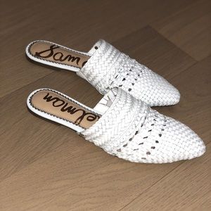 NEW Sam Edelman NEVER WORN mules - size 8